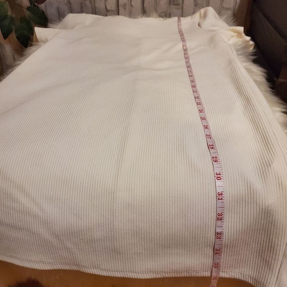 Forever 21 Plus Size Cream 3/4 Sleeve Dress - Picture 10 of 10